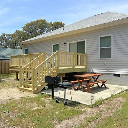 Vila Shrimp On The Barbee Oak Island Exteriér fotografie